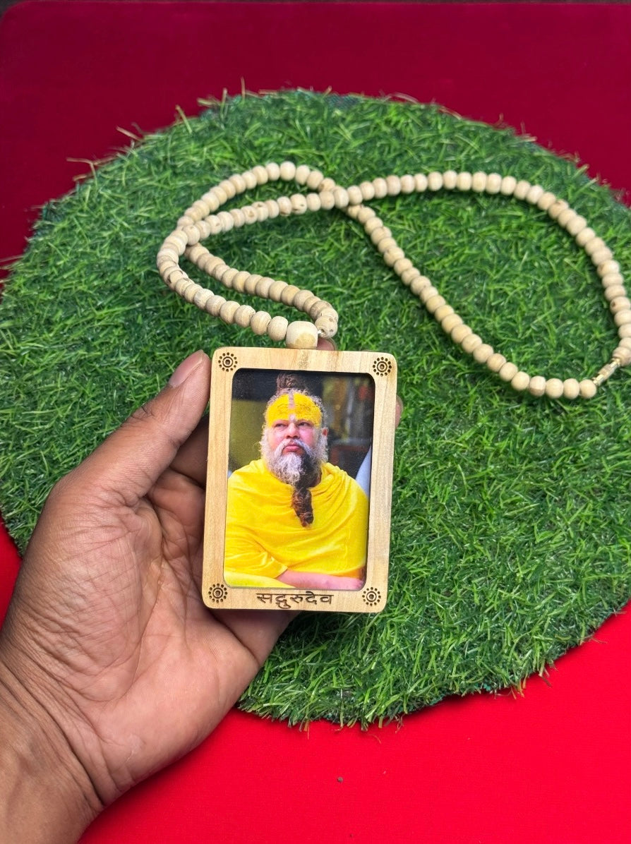 Shri Premanand Ji Maharaj Photo Locket Tulsi Mala